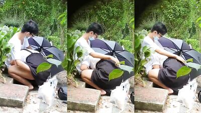 Chinese couple caught having oral sex in the public