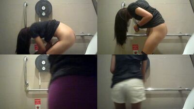 caught in starbucks toilet [4]