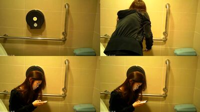 caught spy cam in Malaysia toilet [9]