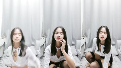 cam model strips and showers